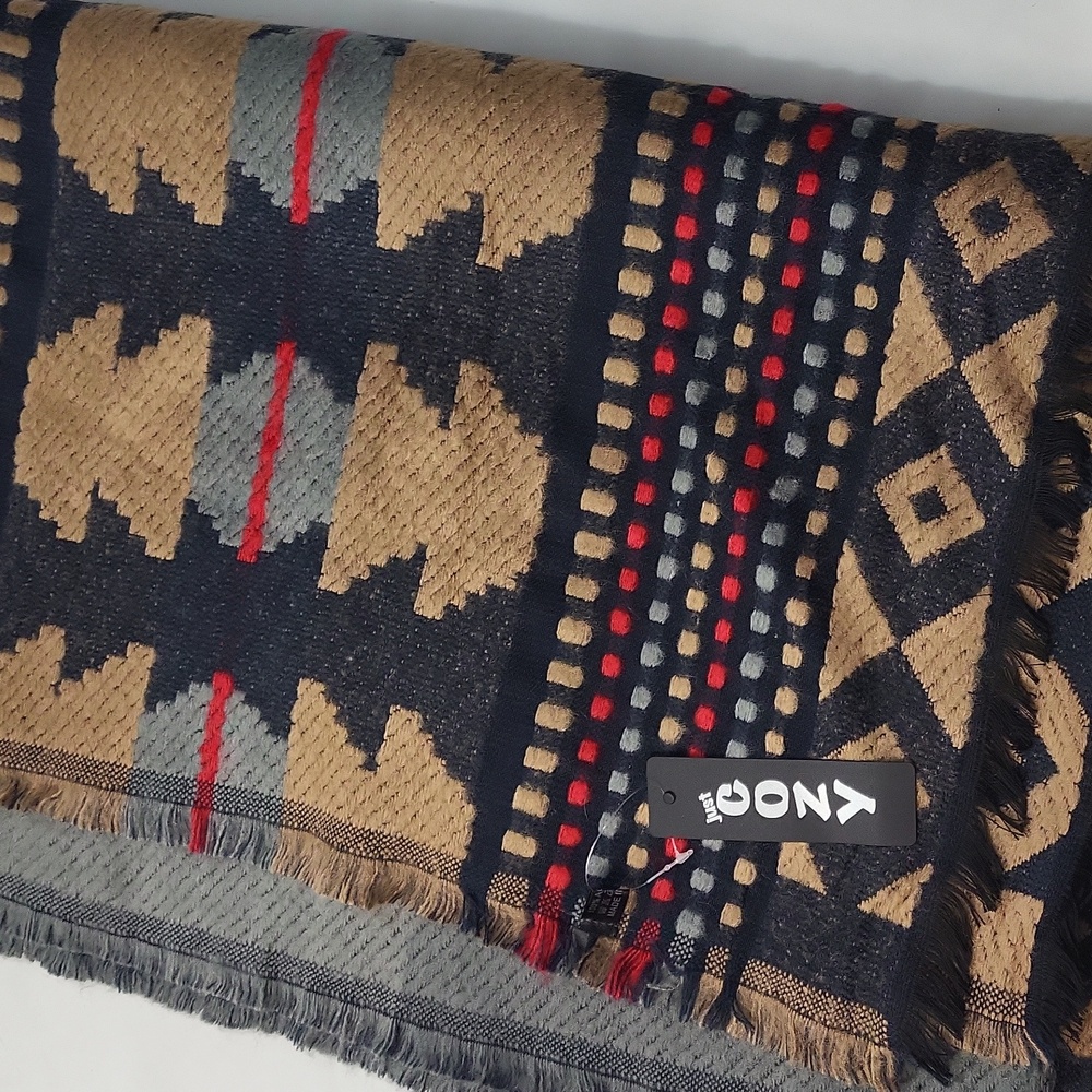 NWT Just Cozy Aztec Print Blanket Scarf
